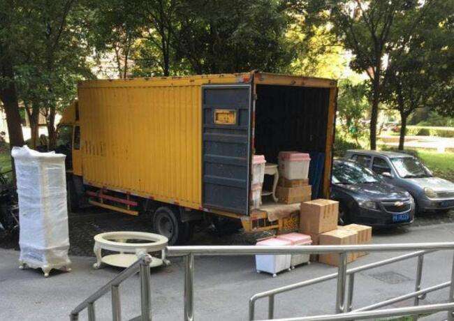 租車搬家一天多少錢有沒有收費标準？